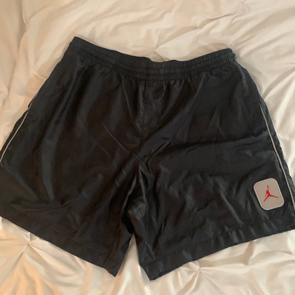Men’s Nike Air Jordan Shorts - Picture 1 of 7
